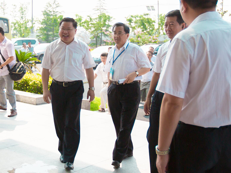 一起草www.17c.com